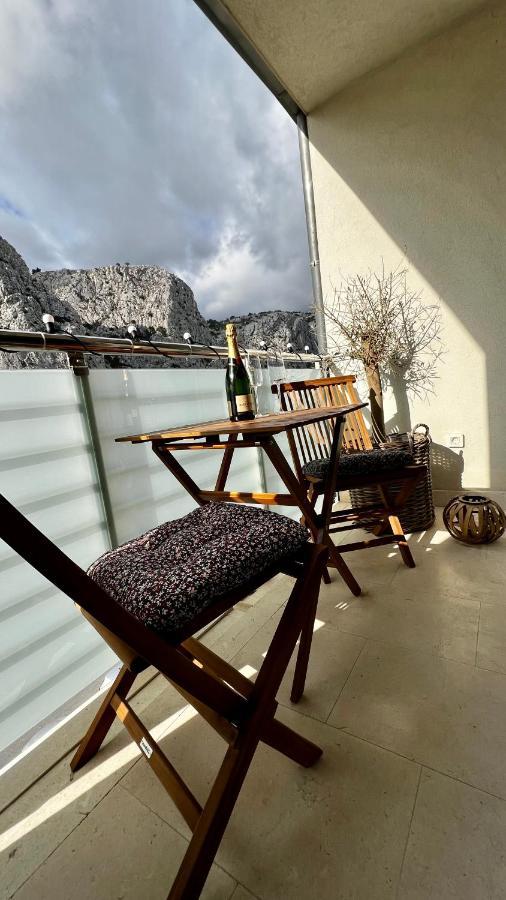 Lucky Apartment Omiš Dış mekan fotoğraf